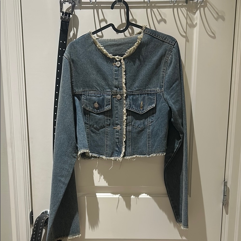 Frayed Denim Cropped Jacket